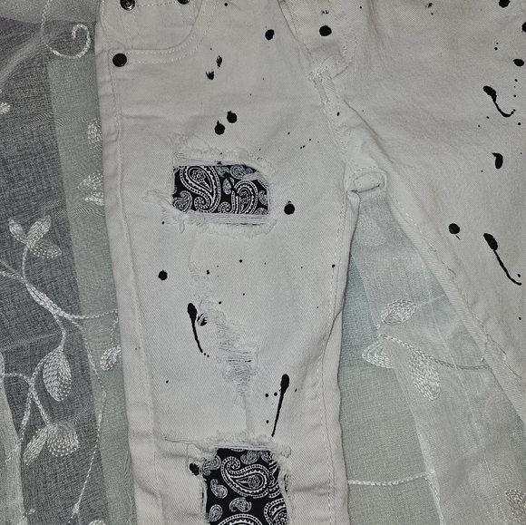 Trestles Supply Co. Paint splatter distressed pants kids size 6 - Picture 2 of 7